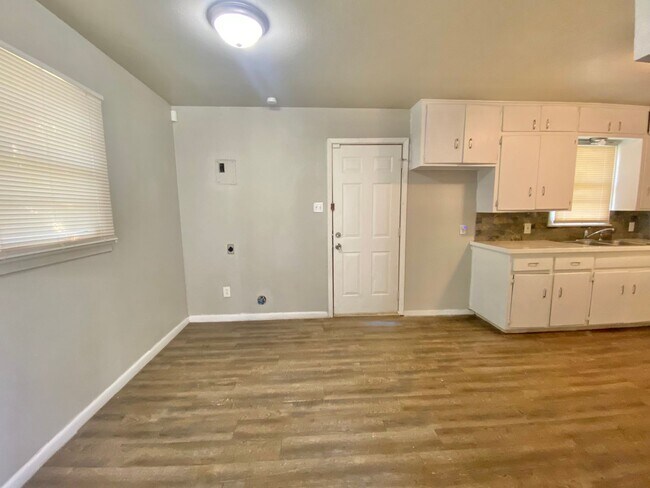 Photo - 3 bed 1 bath now available