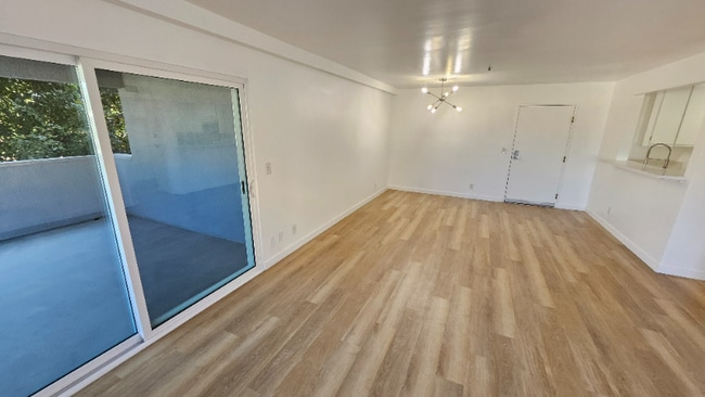 Photo - 5541 Fulcher Ave Unit 101