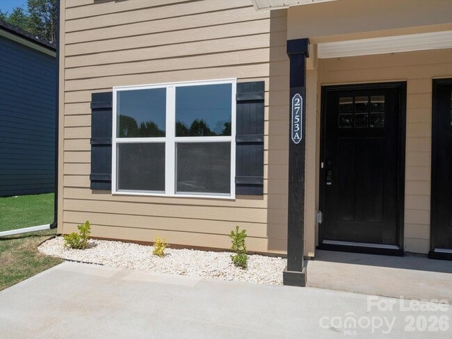 Photo - 2753 34th St Pl NE