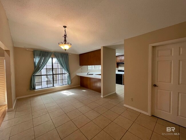 Photo - 13 Parma Dr