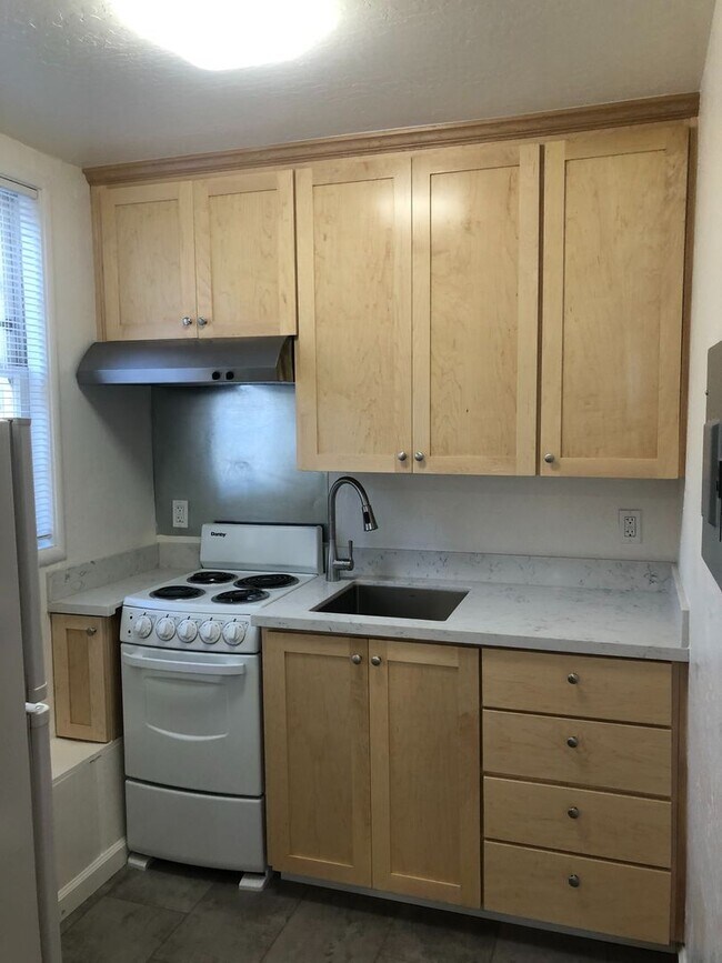 Photo - Fully Updated Studio ~Great Location near Campus~ North-Side Berkeley Unit Apt 2415