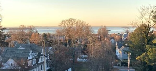 Photo - 5 Longview Rd