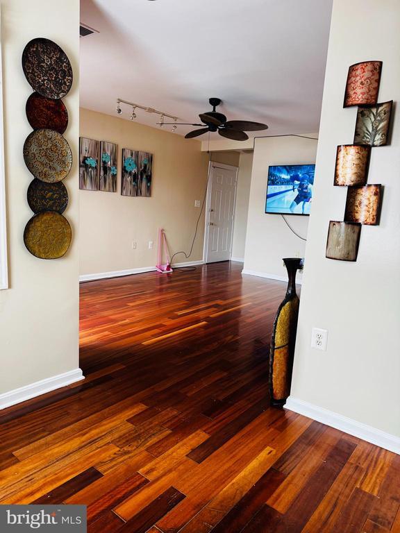 Photo - 118 Westwick Ct Unit 3