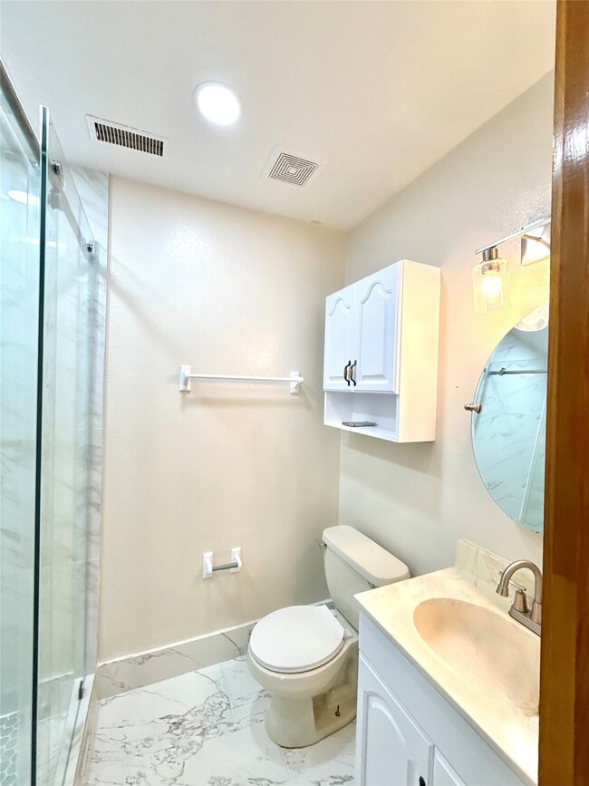 Photo - 801 E Stadium Ct