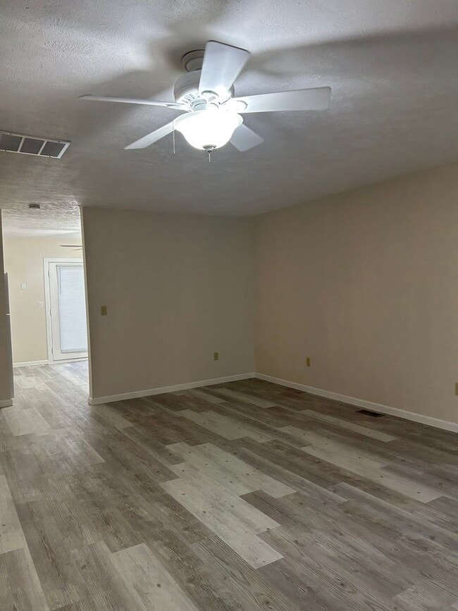 Photo - 1123 S 23rd St