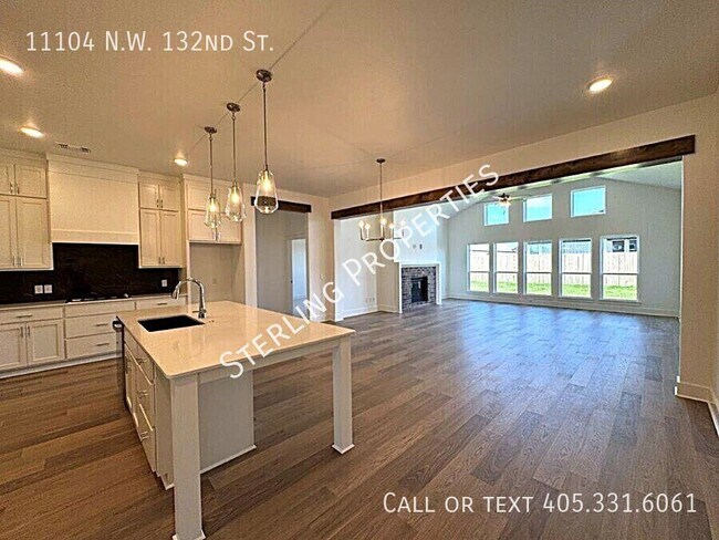 Photo - 11104 NW 132nd St