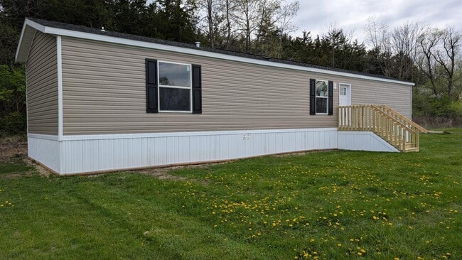 Photo - 15462 Lewis Rd