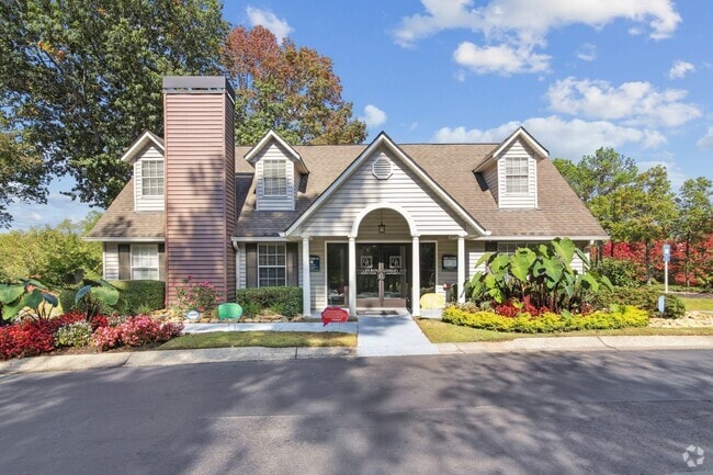 Building Photo - Oakley Run Rental