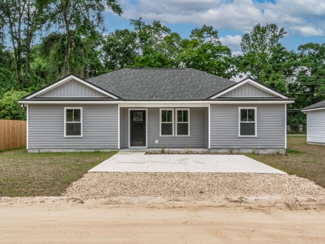 New 3 Bedroom Home Available Now! - New 3 Bedroom Home Available Now!