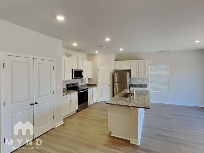 Photo - 110 Lightning Dr