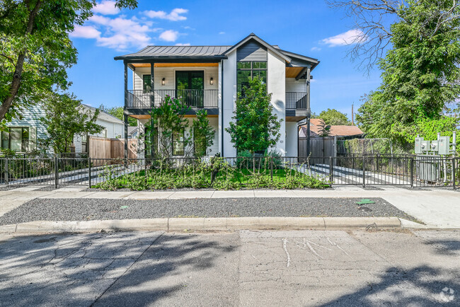 Building Photo - 310 Lavaca St Rental