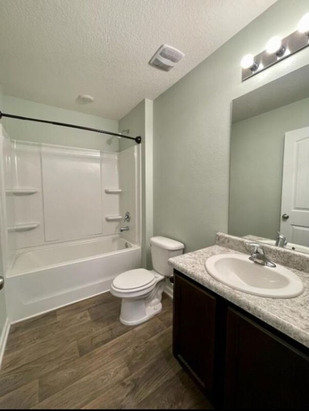 Photo - 910 Merganser Way