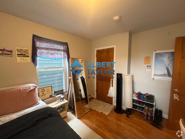 Building Photo - 350 Allston St Unit 2 Rental