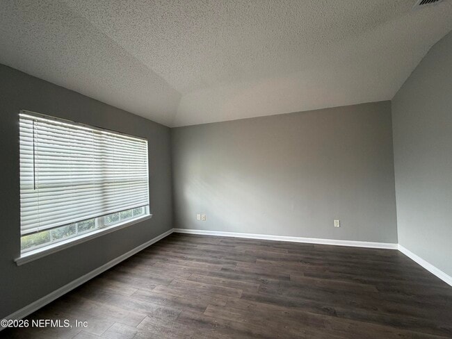 Photo - 3041 Southhall Ct