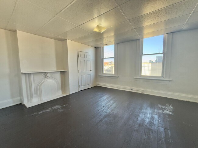 929 State Ave Unit 2