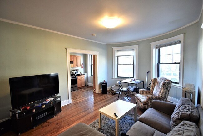 48 Englewood Ave Unit 1