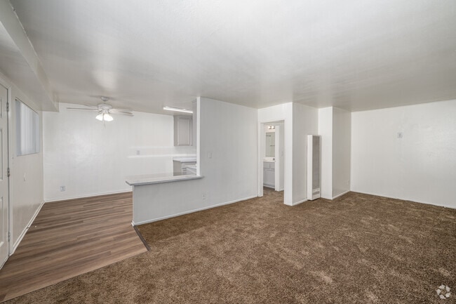 2BR, 1BA - 854SF - Living Room/Dining Room
