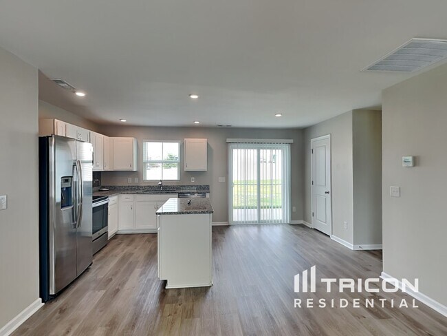 Photo - 3048 Dartmoor Pl