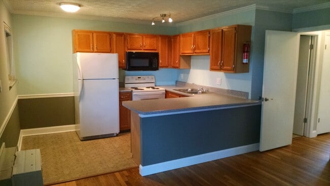 Photo - $940/Bedroom | 2BR/1BA Condo Near UTK | Pa... Unit FPA302 BR1 (HOLD)
