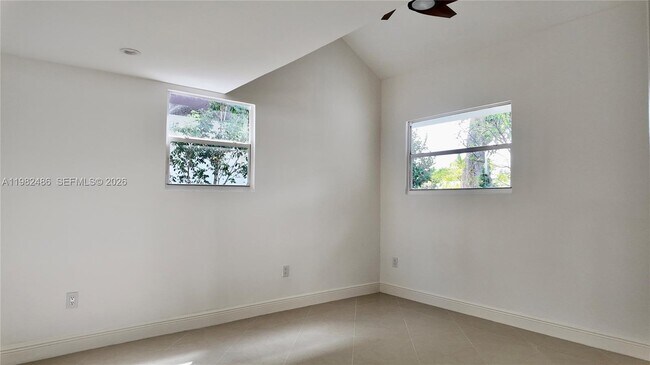 Photo - 1721 Fletcher St