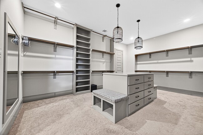 Building Photo - 2072 Laurie Darlin Dr