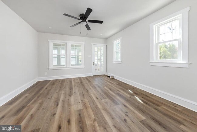 Photo - 511 Bettlewood Ave