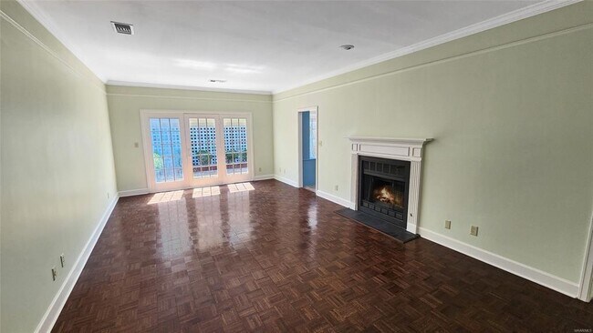 Photo - 2067 Hazel Hedge Ln