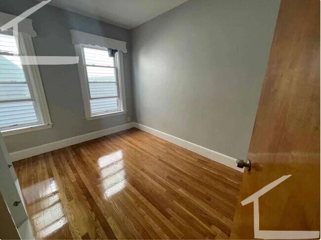 Photo - 39 Winship St