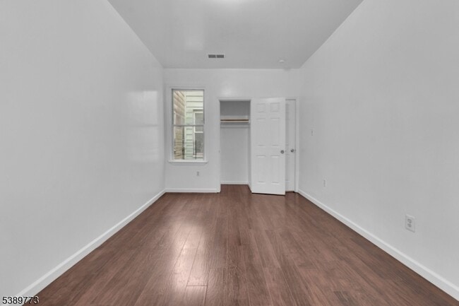 Photo - 54 3rd St Unit 3