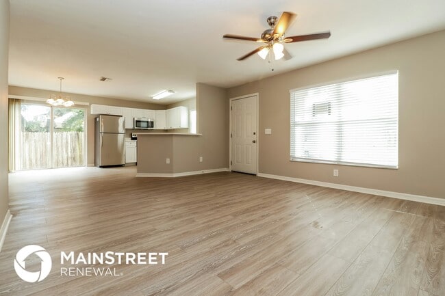 Photo - 2050 14th St S