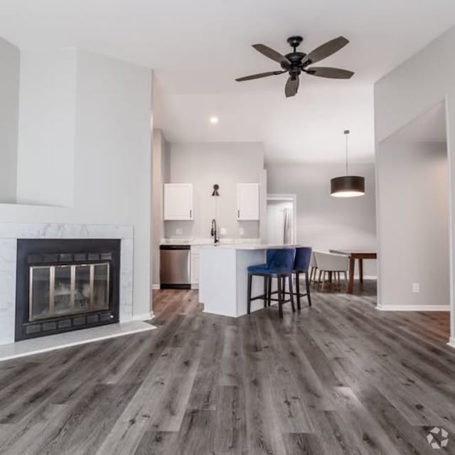 Building Photo - 624 Truman Ln Unit #206 Rental