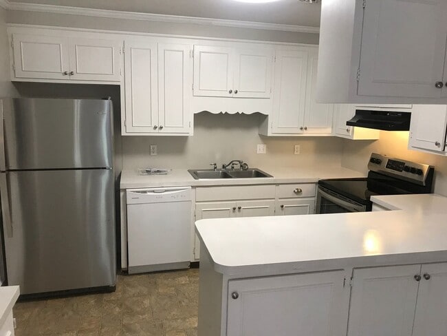 Photo - Live at the Center of Modern Conveniences ...