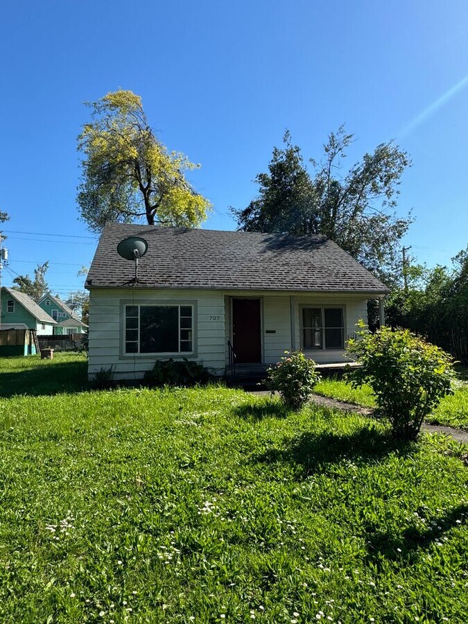 Photo - Charming Springfield Home