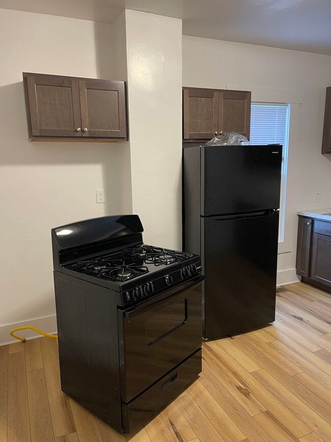 Cocina - 738 Olympia St SW