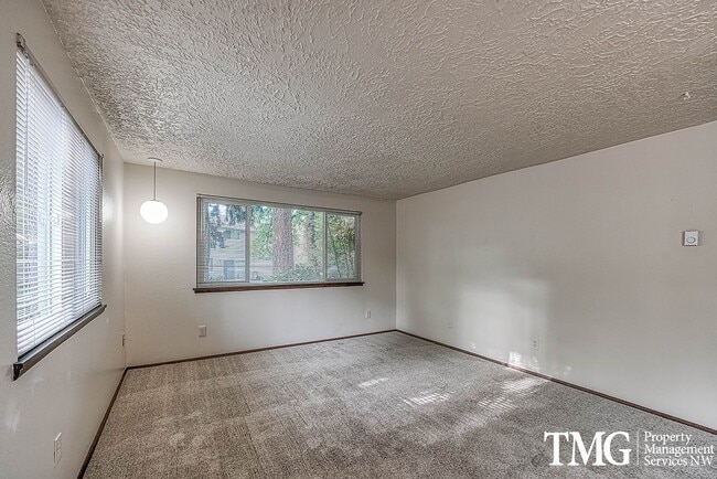 Photo - Charming Pet Friendly 2BR Condo with a Garage!