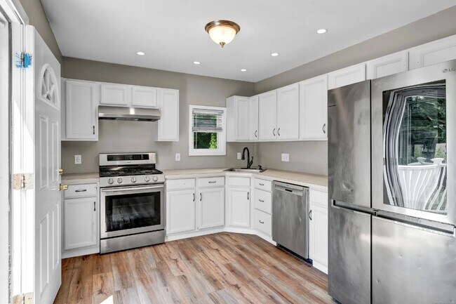 Photo - 21 Pearl St Apartments Unit 3