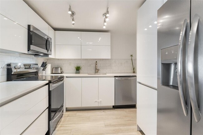 Photo - 200 178th Dr Unidad 606