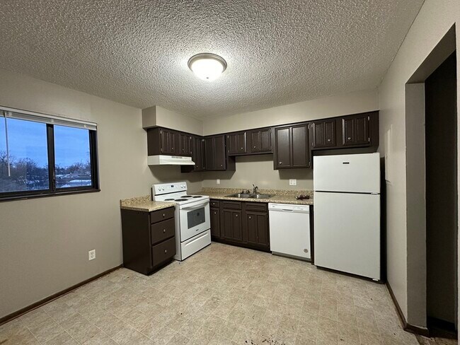 Photo - 116 Harbet Ave NW Unidad #4