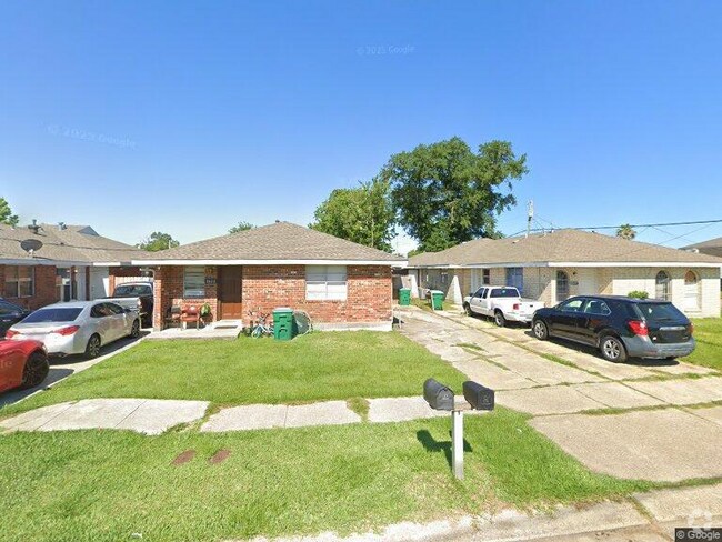 Building Photo - 2633 Tupelo St Rental