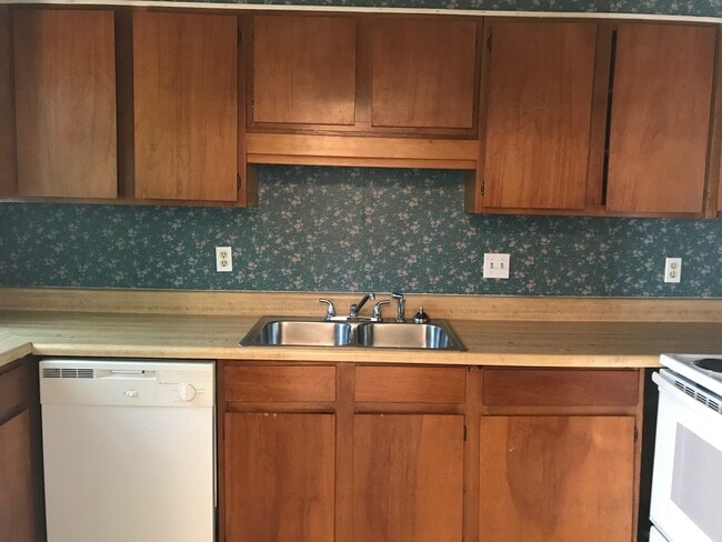 Photo - 1945 Padgett Dr Unit 1945