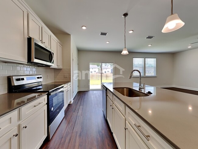 Photo - 538 Plumeria Ln
