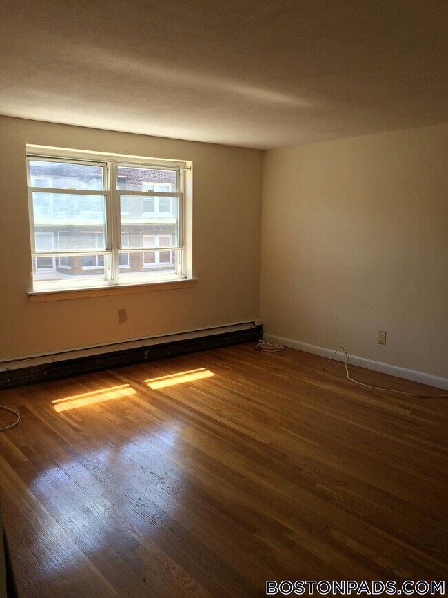 Photo - 651 Washington St Unit 1