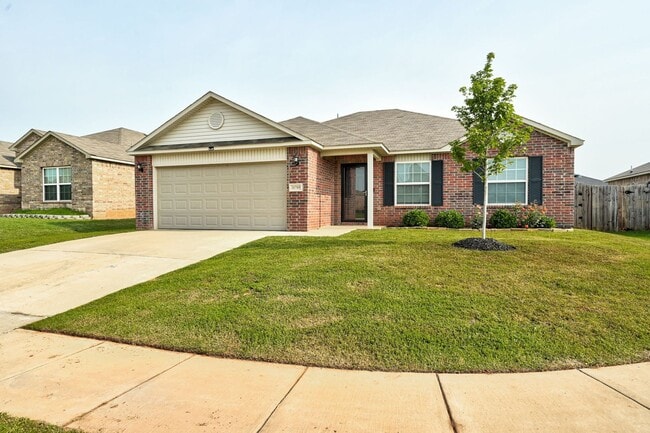 Building Photo - Stunning 3-Bedroom Home in Beautiful Piedmont Community!