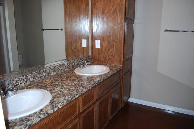 Photo - 1514 Dakota Trce Unit A-STILL OCCUPIED BY RESIDENT