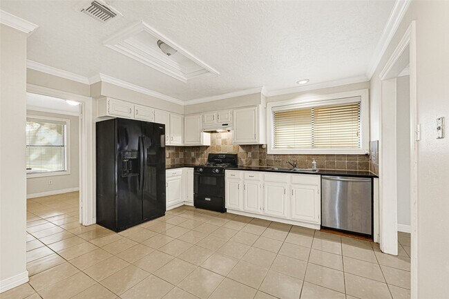 Photo - 5538 Fairview Forest Dr