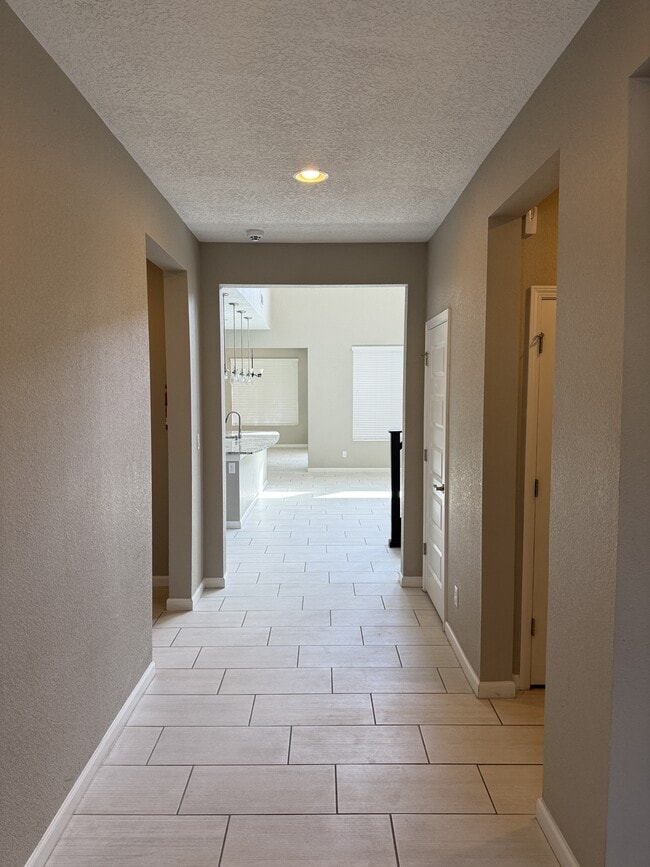 Photo - 6624 Yawkey Way NE