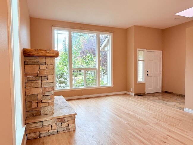 Photo - 23621 NE 25th Way