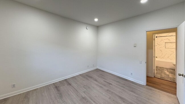 Photo - 1424 Amherst Ave