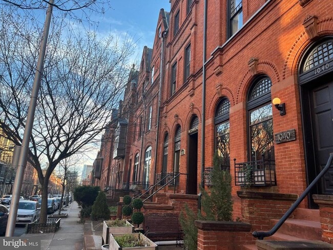 Photo - 1040 N Calvert St Townhome