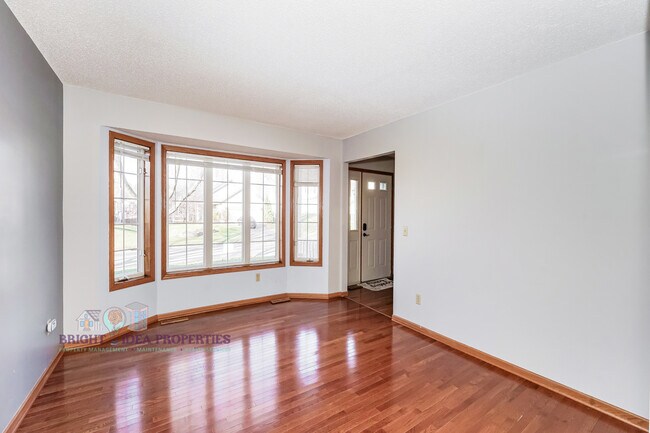 Photo - 631 Eagle Ridge Rd